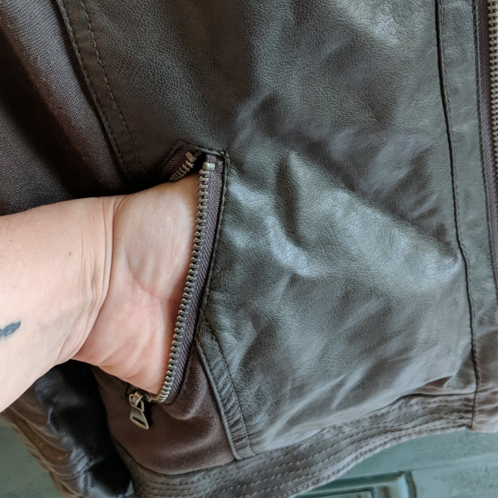 Maurice's faux leather/jersey zip up jacket. GUC. - Picture 4 of 9